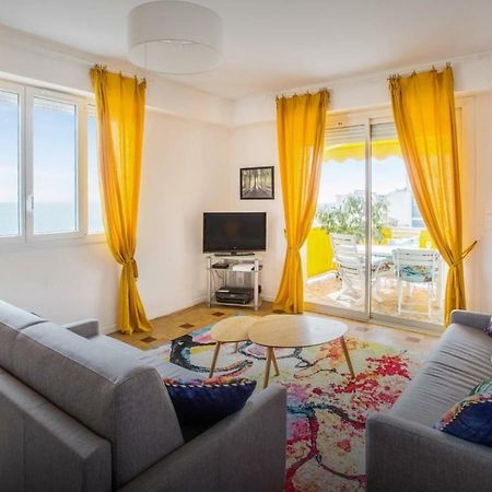 Stunning 2 Bed Flat Nice Front Of The Beach Seaview Apartment ภายนอก รูปภาพ