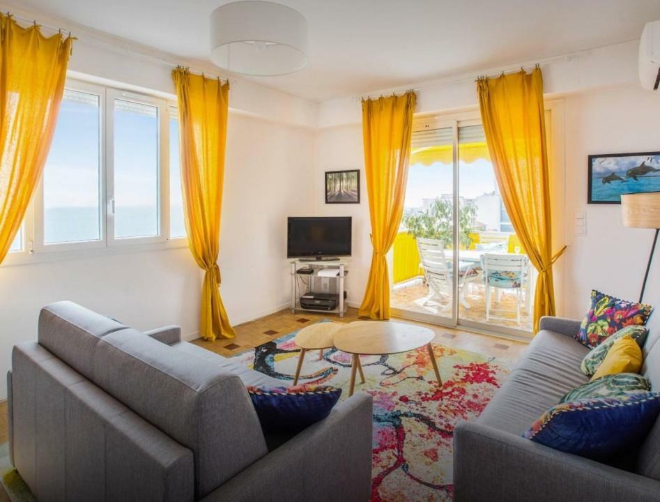 Stunning 2 Bed Flat Nice Front Of The Beach Seaview Apartment ภายนอก รูปภาพ